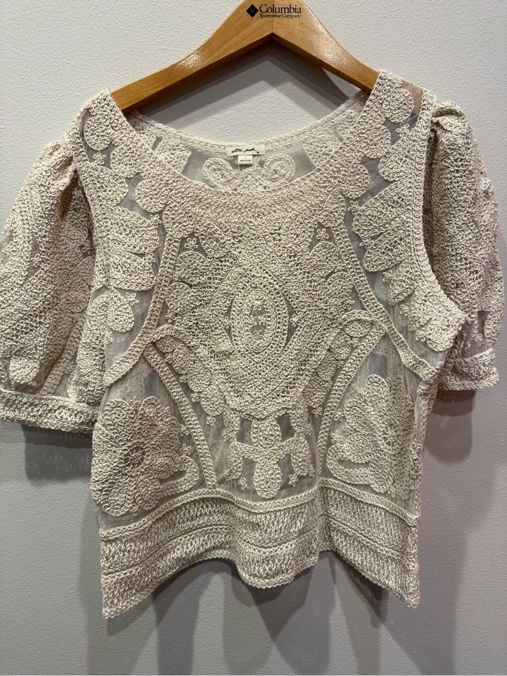 Ultra Pink Cream Crochet Puff Sleeve Blouse